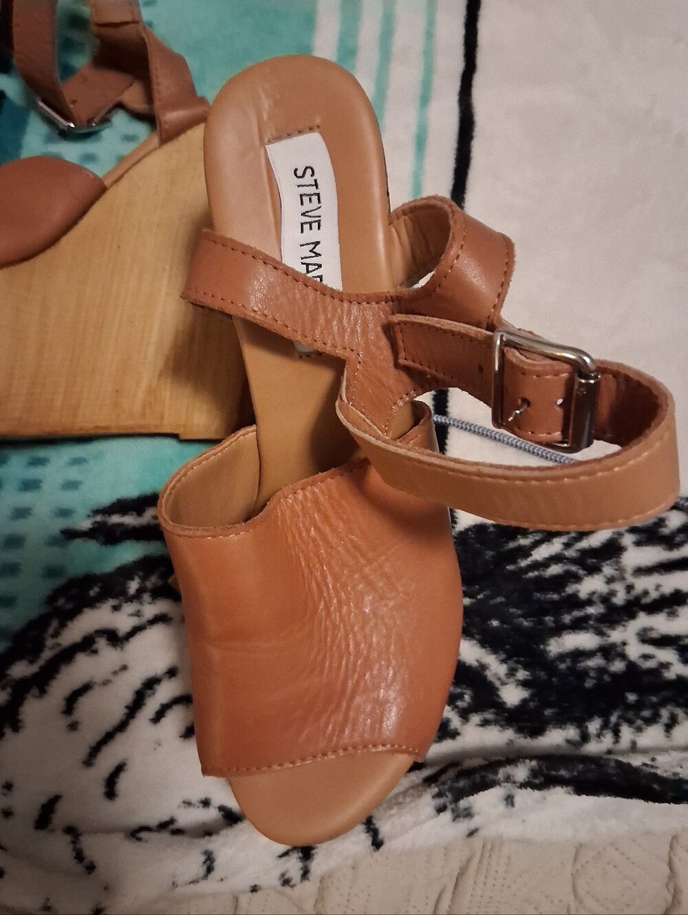 Steve Madden Women’s Tan Leather Wedge Sandals Womens Size 6.5 - Picture 2 of 5